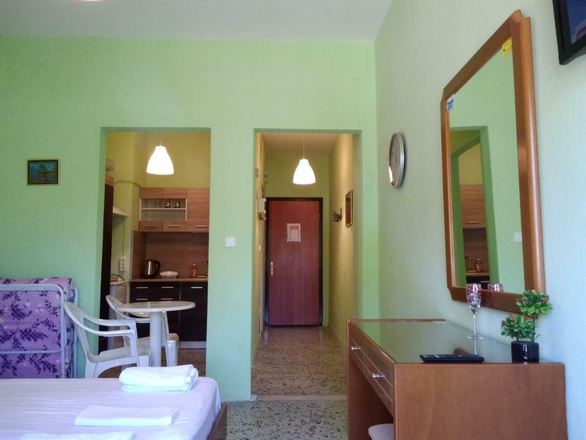 Rooms To Let Giannis Макріялос Екстер'єр фото